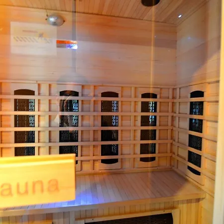 Holiday home Le De Julienne Harre