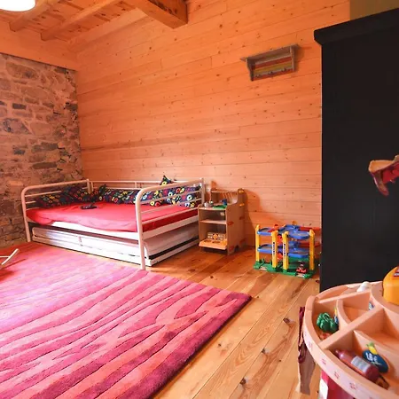 Holiday home Le De Julienne